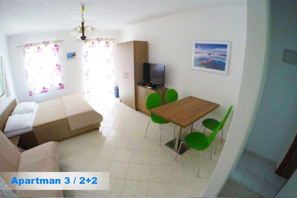 Villa Kristinka Vodice Exterior foto